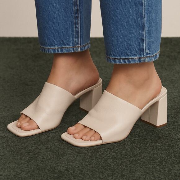 ZARA Chunk Heel Square Toe Sandals 9 / 40 Off White Leather Slip On Open Toe - Picture 1 of 7